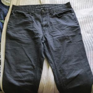 36x34 Eddie Bauer men’s jeans